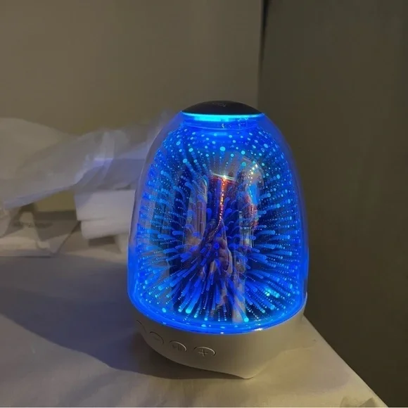 Aiscool Multifunctional Night Light (Blue Tooth) Speaker 7 Color LED New